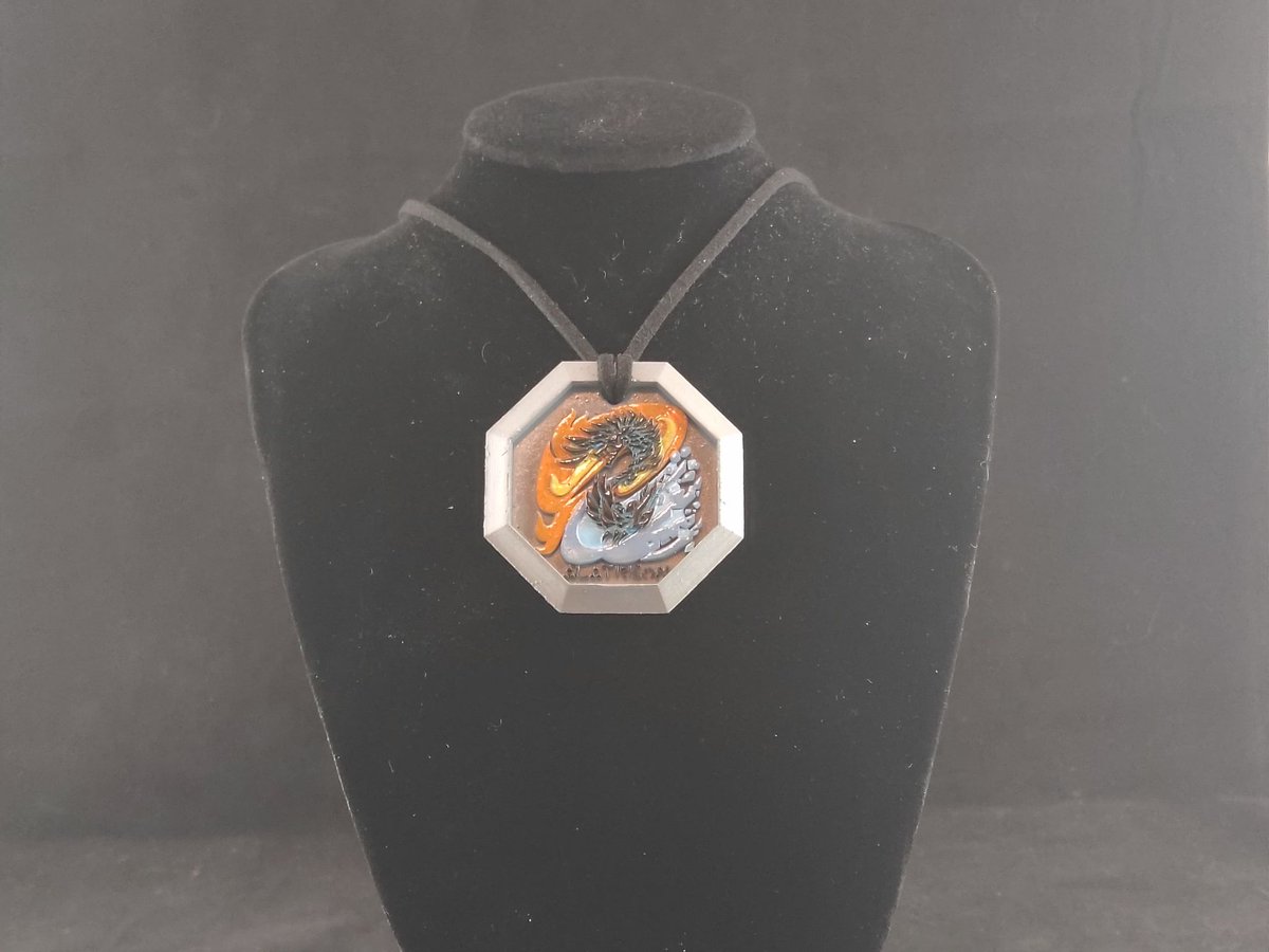 JT3DPrints's tweet photo. The Alatreon pendant is finally done man this one took awhile but its done and available now on my store! #monsterhunt #MonsterHunterWorld #pendant #etsy #etsyseller #3Dprinting #handmade https://t.co/U5FqYbayLX