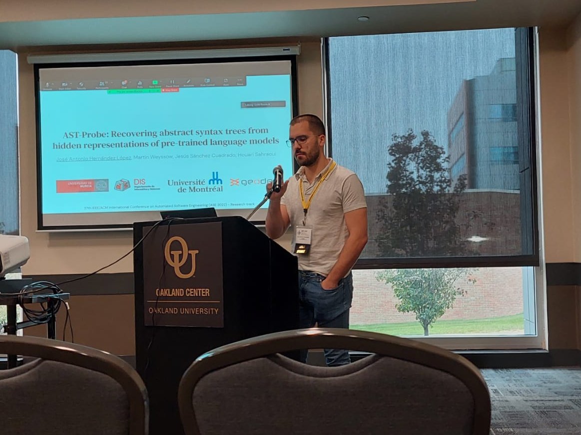 Jesús Sánchez Cuadrado (@sanchezcuadrado) on Twitter photo Great job by <a href="/antolin_hl/">José Antonio</a> presenting at <a href="/ASE_conf/">ASE 2024</a> our joint work with <a href="/MWeyssow/">Martin Weyssow</a> and <a href="/sahraouh/">Houari Sahraoui</a> . Check it out here: arxiv.org/pdf/2206.11719… Great job by <a href="/antolin_hl/">José Antonio</a> presenting at <a href="/ASE_conf/">ASE 2024</a> our joint work with <a href="/MWeyssow/">Martin Weyssow</a> and <a href="/sahraouh/">Houari Sahraoui</a> . Check it out here: arxiv.org/pdf/2206.11719…