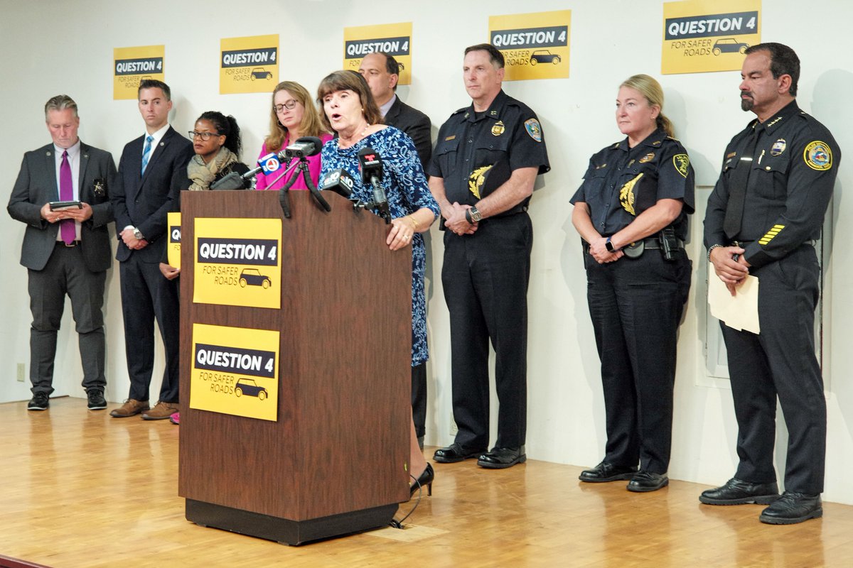 yesonfourma's tweet image. “I'm proud to stand with fellow sheriffs &amp;amp; with District Attorneys, police chiefs, &amp;amp; so many other public safety experts across MA to say I support the #WFMA, to make MA’s roads safer for all of us."

Law enforcement are with #YESon4 because they know it'll make our roads safer.