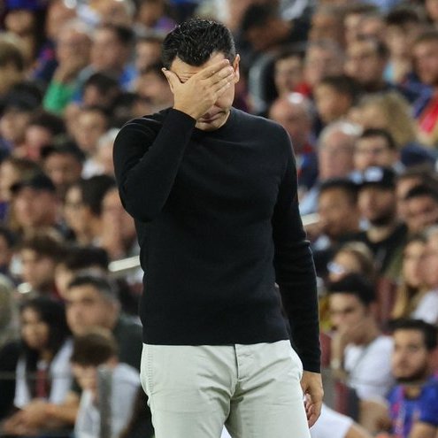 giraltpablo's tweet photo. Con Xavi como DT, Barcelona solo ganó 1 partido de 6 disputados por Champions League. Ahora ya no dependerá de sí mismo para clasificar a 8vos. https://t.co/7mMw6EH73h