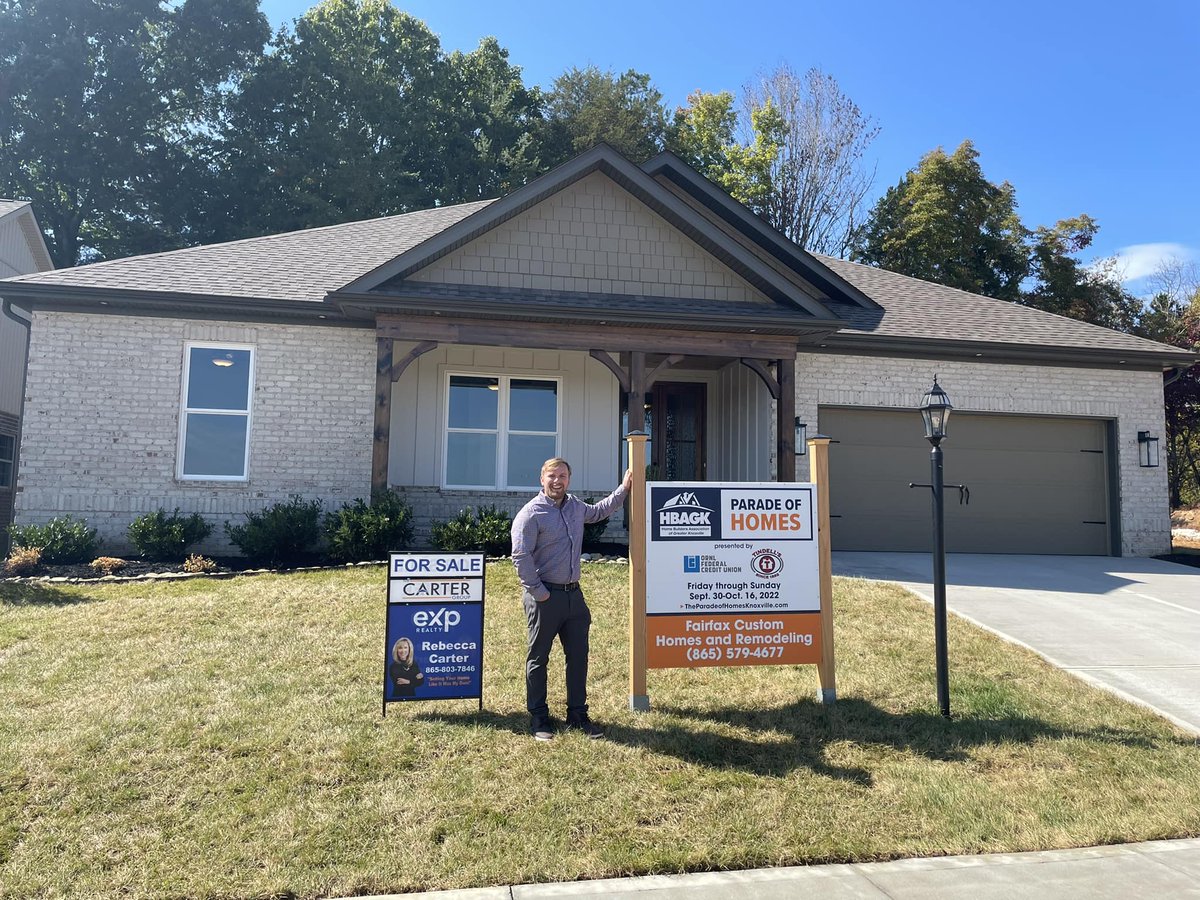 ornlfcu's tweet photo. This Friday kicks off the last weekend to see the beautiful homes featured in the @HBAGK Parade of Homes! You might see one of our #Mortgage Loan Originators during your tour! Feel free to ask them about financing! 👏 #ParadeofHomes #Knoxville https://t.co/ImSE63w2Bk