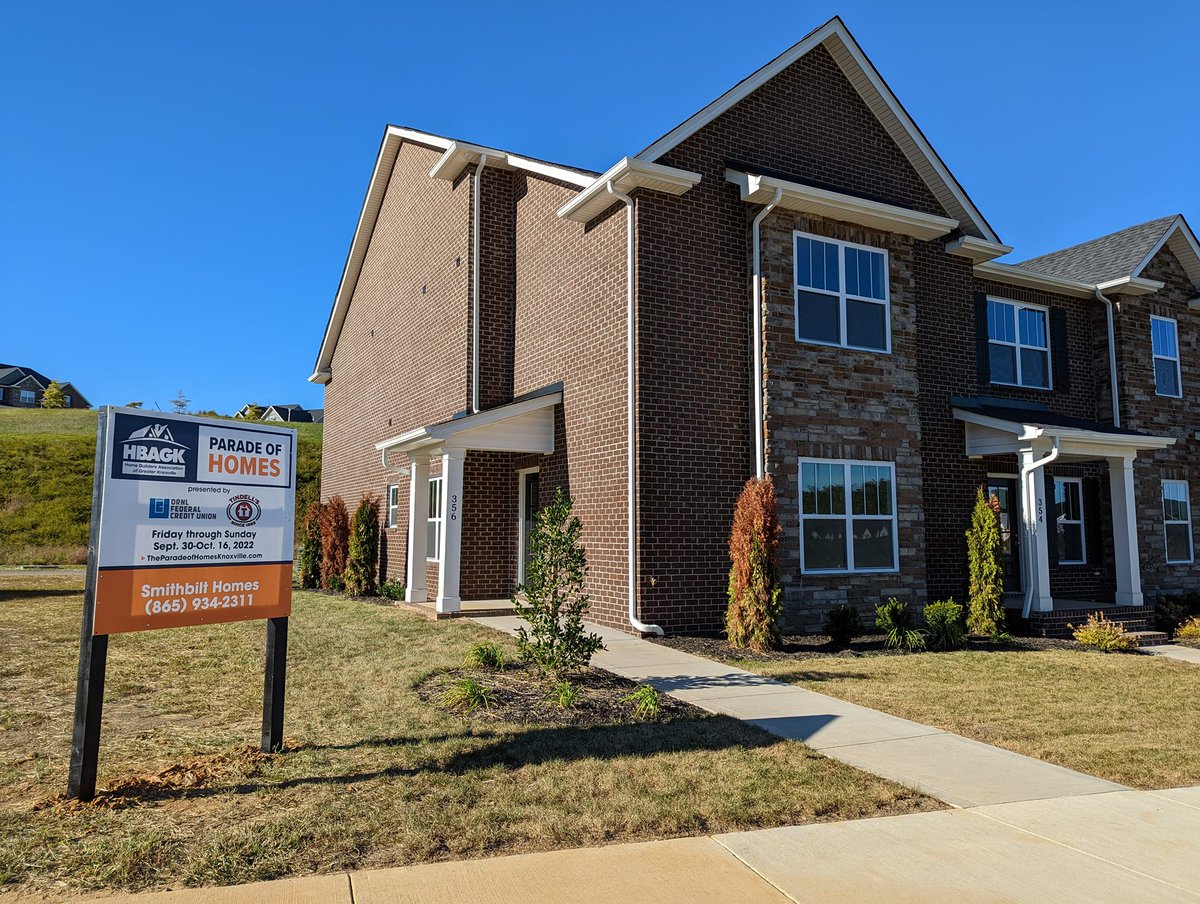 ornlfcu's tweet photo. This Friday kicks off the last weekend to see the beautiful homes featured in the @HBAGK Parade of Homes! You might see one of our #Mortgage Loan Originators during your tour! Feel free to ask them about financing! 👏 #ParadeofHomes #Knoxville https://t.co/ImSE63w2Bk