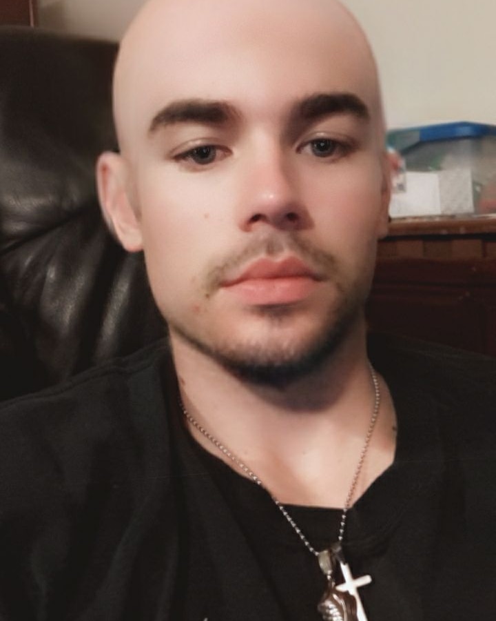 C_WiLyt's tweet photo. Oh No........ 😳
#whydoe #bald #baldhead #baldisbeautiful #riskybusiness #sigma #CWiL #whathaveidone #rutroh #dankmemes #cursed #cursedimages #cursedimage #explore #explorepage #mynewlook https://t.co/kLXcdr3IhA