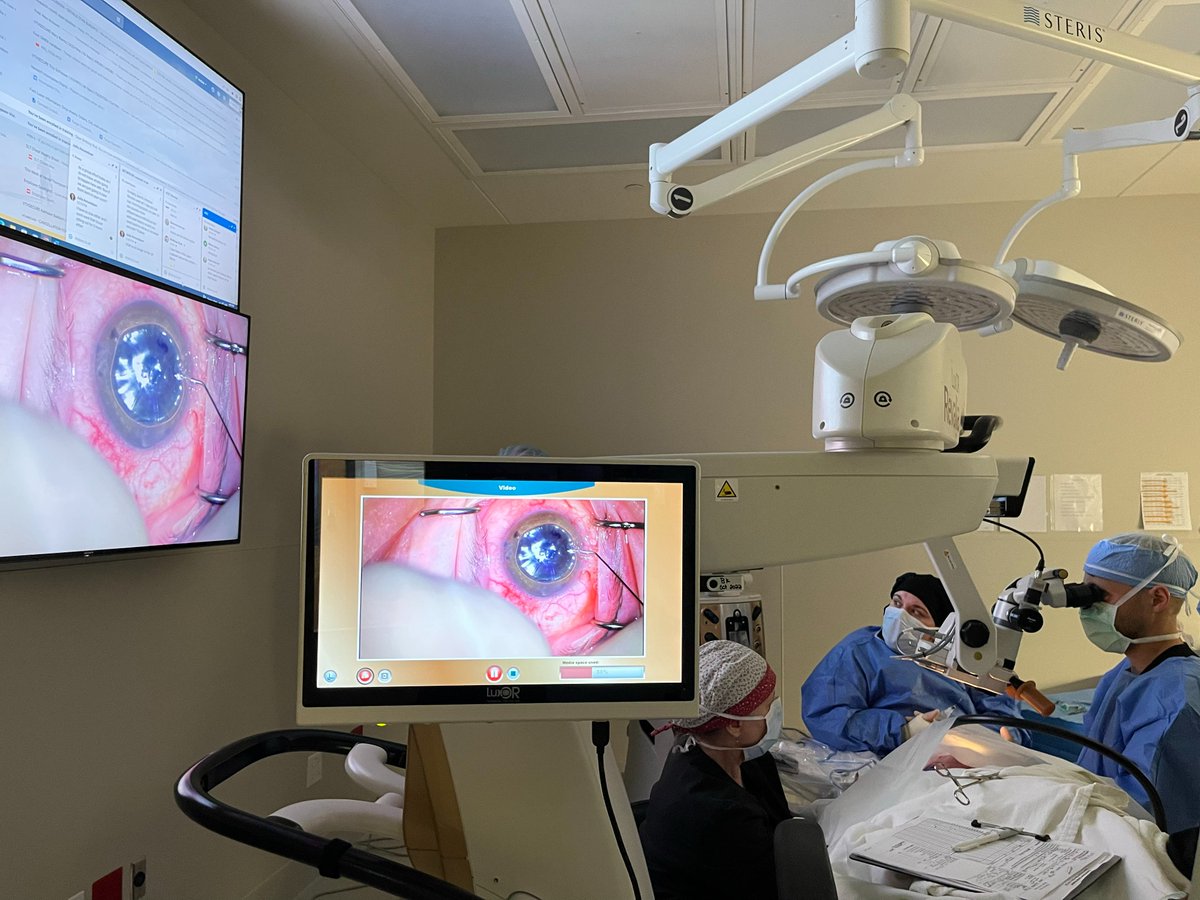 VanceThompsonVision tweet media