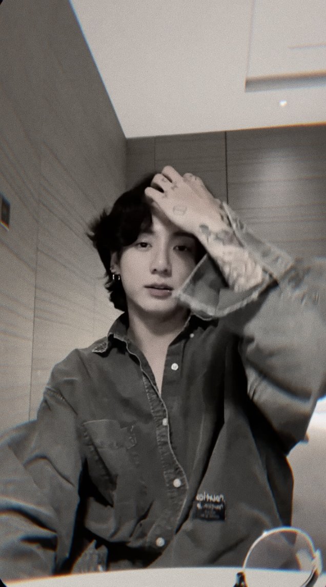 yrxch_m's tweet photo. เสยผมเสยใจ เสยหน้ากูหงายเลยด้วย 
ยอมแล้วค่ะทูลหัว พ่อคนฮอตของมี่ 
#JUNGKOOK #JIMINDAY #kookmin https://t.co/fCaLx8bbr7