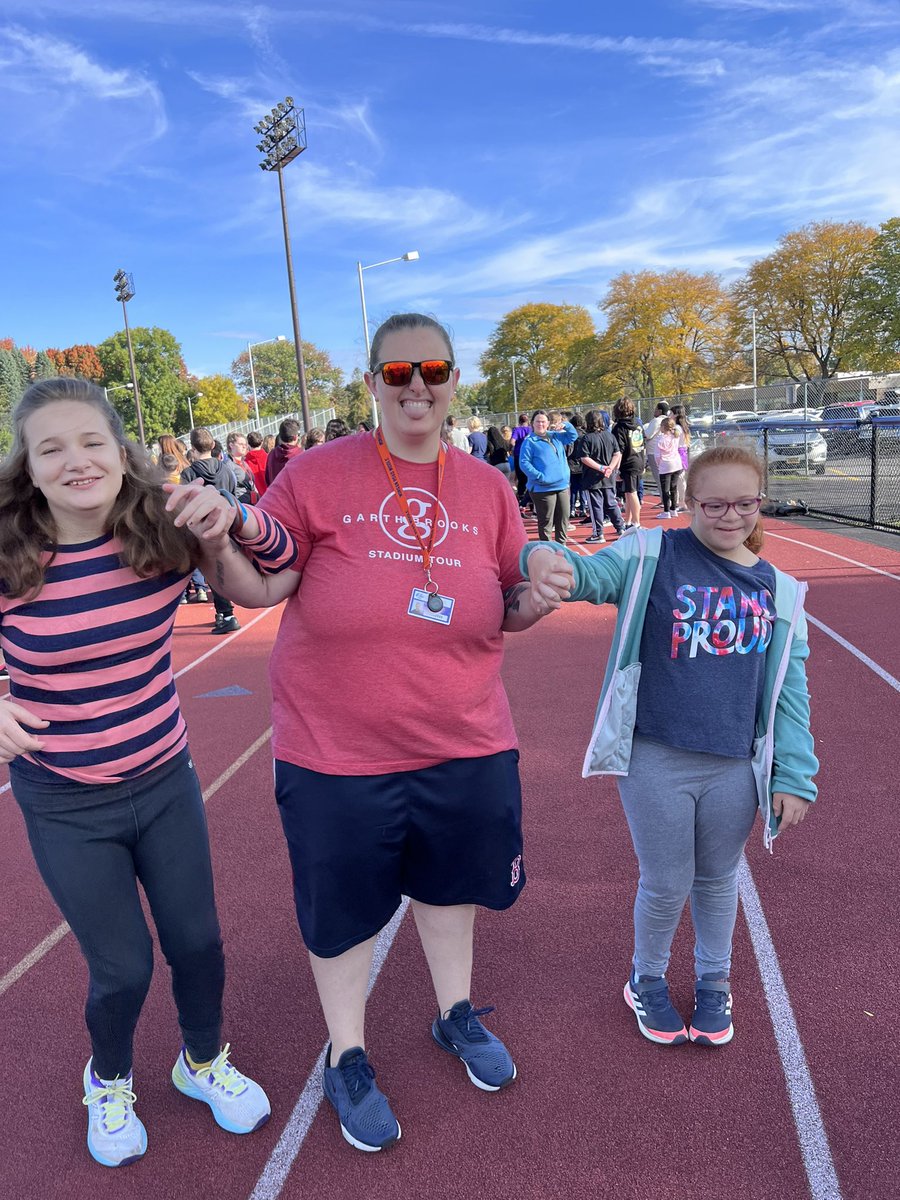 Ms. Sabin tweet media