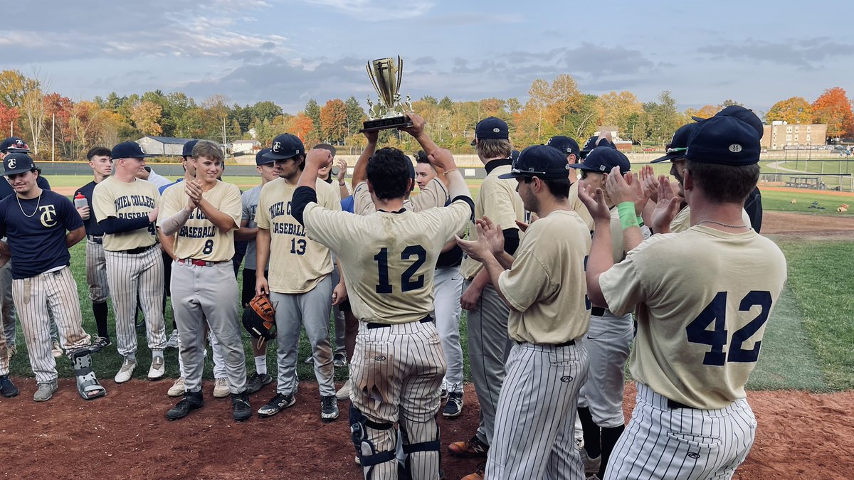 Fall season came to a close with the gold team winning the Blue v. Gold series 3-2!

Great job fellas! We’re looking forward to what's to come this spring! Stay tuned!

#TCB