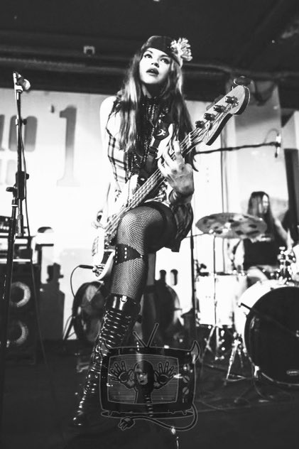 thekutofficial's tweet photo. LONDON 💖 100 Club 

📸 Pauline Di S https://t.co/qeZLDA0FCp