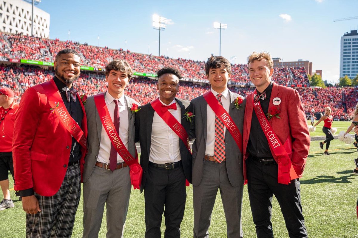 Dr. Jennifer Pinto (@ucfirstlady) on Twitter photo Homecoming at <a href="/uofcincy/">University of Cincinnati</a> is one of my favorite events of the year. You can feel the #Bearcat pride and spirit in the air! Congratulations to the 2022 homecoming court. Such an outstanding group of individuals! Homecoming at <a href="/uofcincy/">University of Cincinnati</a> is one of my favorite events of the year. You can feel the #Bearcat pride and spirit in the air! Congratulations to the 2022 homecoming court. Such an outstanding group of individuals!