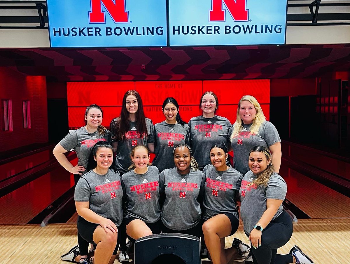 Bowling is right up their alley! Your Husker bowlers will travel first thing tomorrow morning for their first tournament this weekend at the Motiv Penguin Classic! 🔴🌽🎳 
#adidas #storm #ncaa #huskers #gbr