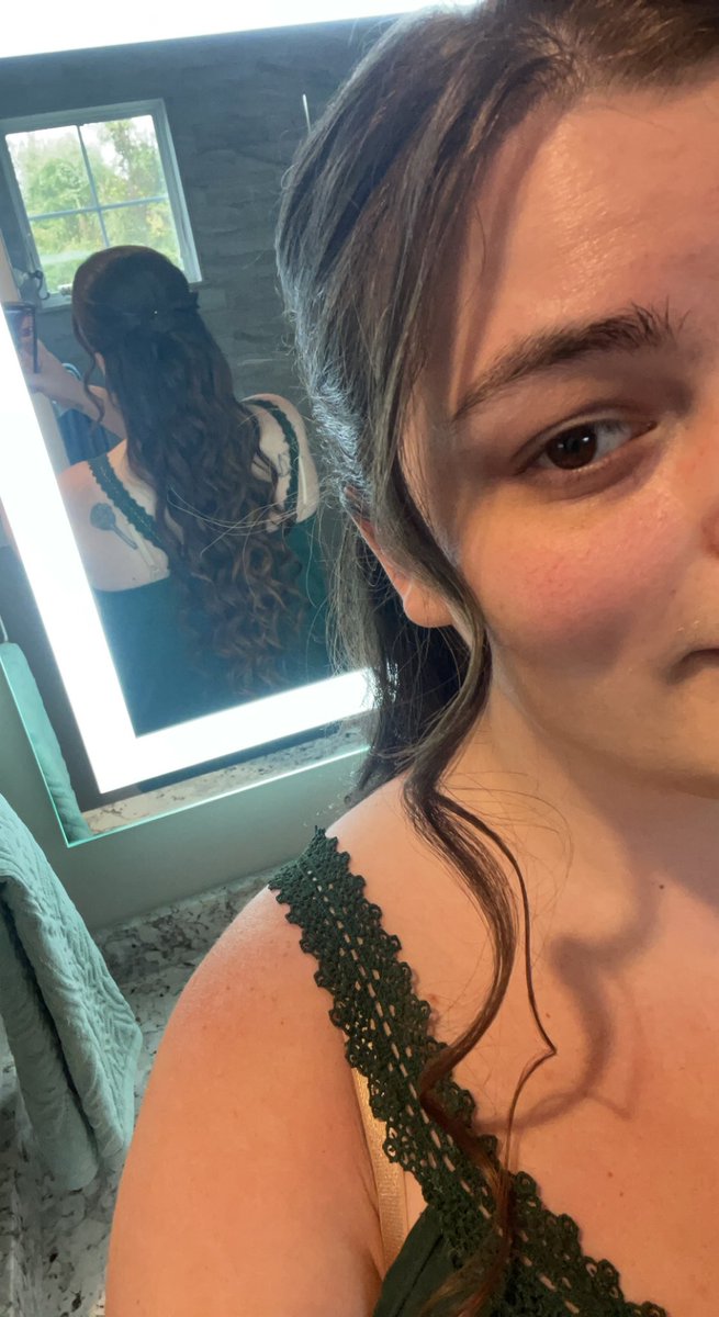 jennadeema's tweet photo. Mermaid curls 🥰🥰 https://t.co/pCvAL02r6j