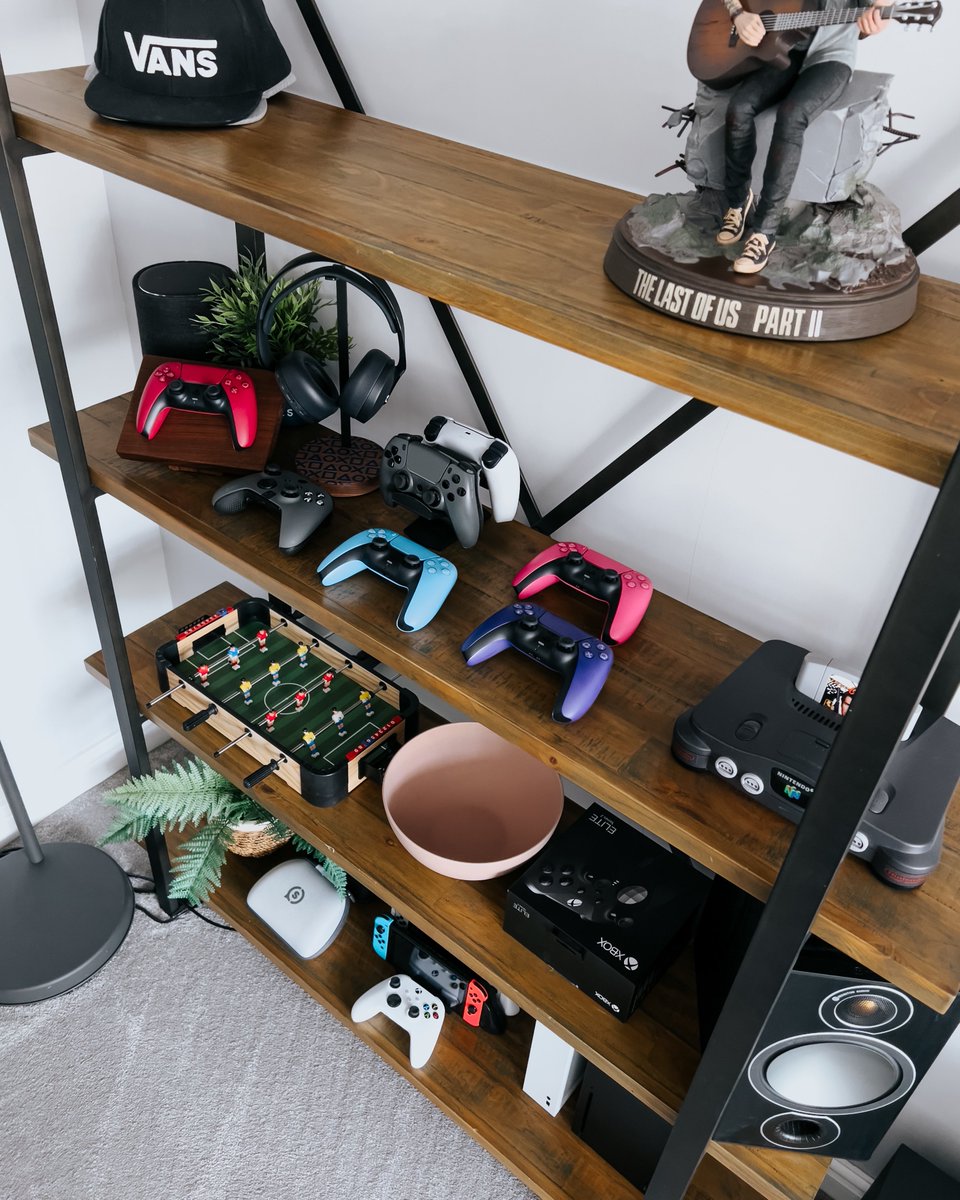SpawnPoiint on Twitter "The gaming shelves 👾"