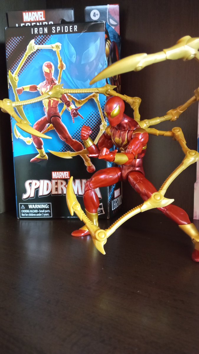 ArthurBats's tweet image. Banda nuevamente ganó el coleccionismo, Iron Spider en Walmart a precio de Hasbro, nuevamente me evite ir con revendedores 🙌🏽✨
#MaevelLegends #Spiderman60th