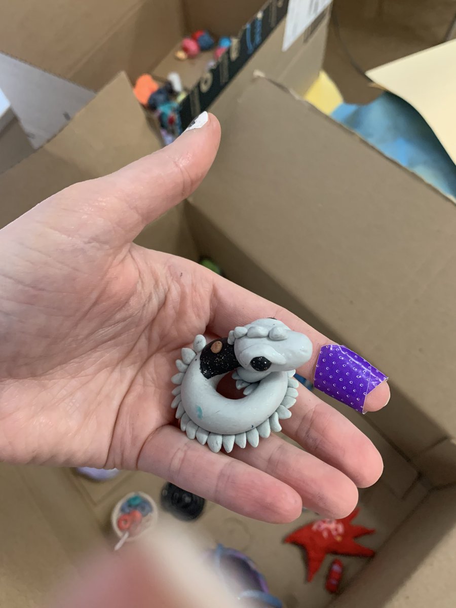 Ms. Thomas 🌞🌈🎨 tweet media