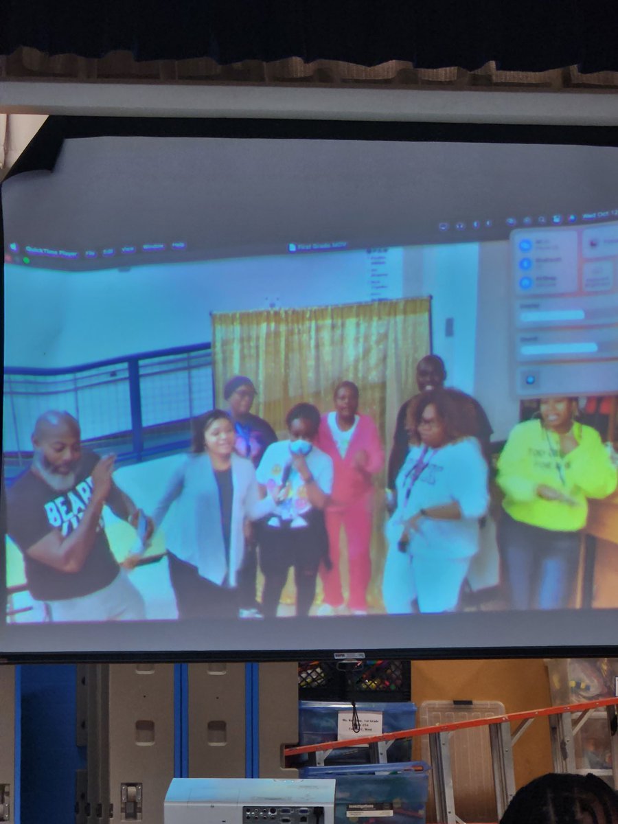 MrsK_Mills's tweet photo. #WildcatGames #TeacherWorkDay #TeamBuilding #ECWest #FultonCountySchools #FirstGrade https://t.co/hq2BwzMKa1