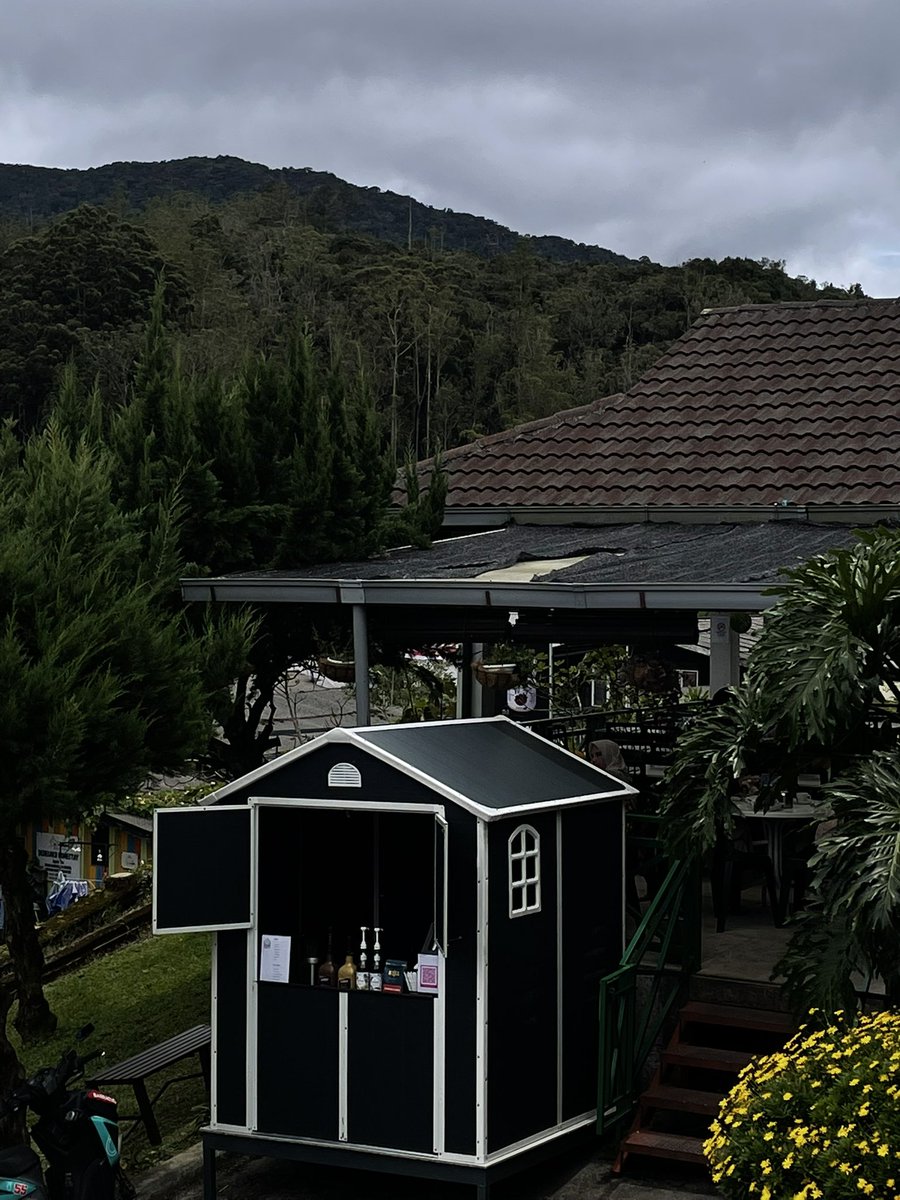 Senjacoffeenbar's tweet photo. @jomtravel_ Kalau teringin coffee boleh datang senja coffee dekat cameron highland.

Tempat : khm strawberries &amp; jam (google maps).
Waktu : Khamis - Selasa.
Masa :9am - 5pm. https://t.co/03ZGMngTmu