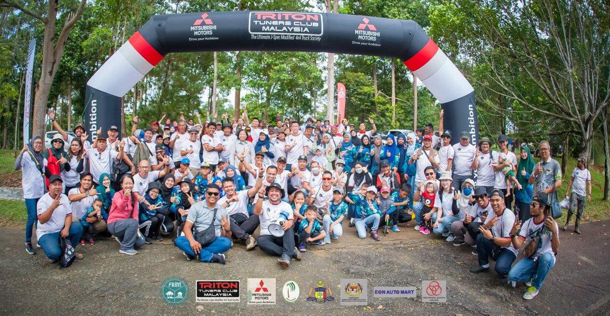 FRIMKepong's tweet photo. π»ππππππ, ππππππππππ πππππ πππππ ππ #StesenPenyelidikanFRIM #Selandar (#SPFSelandar), #Melaka sbg sokongan kpd @100jutapokok
Peserta tanam 320π±ππΆπ€π’ππΊπ±π΅πΆπ΄ hibrid yg dihasilkan oleh Makmal #KulturTisu @FRIMKepong
#FRIMTanamPokok https://t.co/7uUXRN2rbl