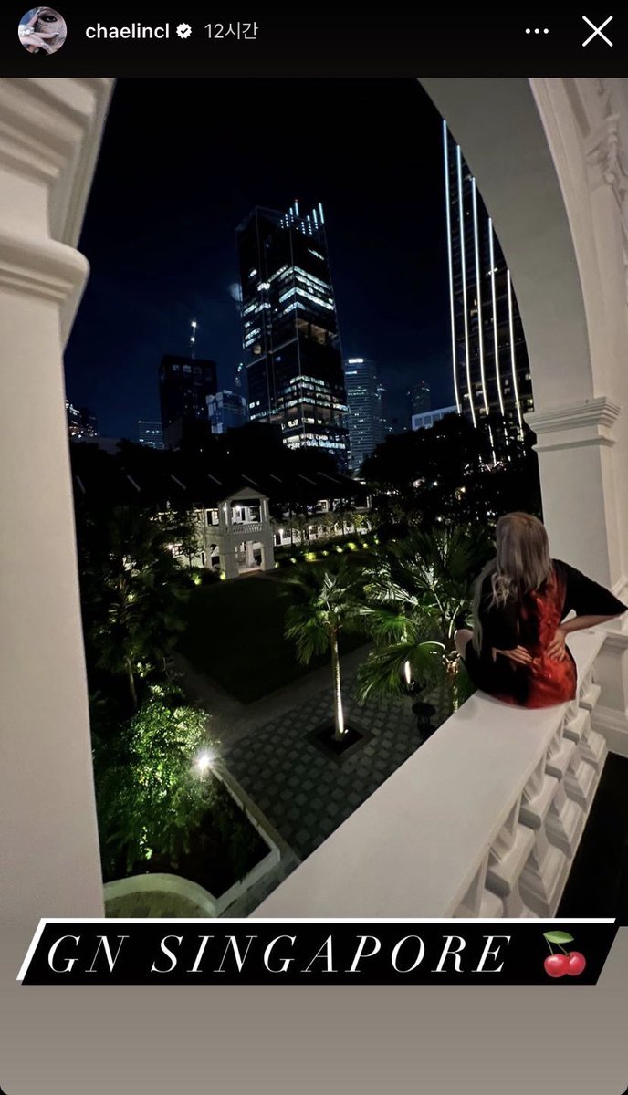 HUH WAIT she’s in sg???? fkjwldnwlele I cannot jdlwldjwpske also HELLO <a href="/chaelinCL/">CL</a> 💛🥺💛🥺