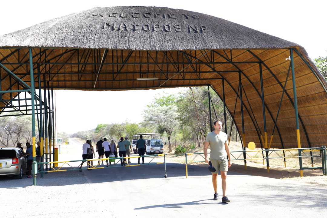 VoyagesAfriq's tweet photo. #VoyagesAfriq On the eve of the official opening of the Sanganai-Hlanganani Tourism Expo, hosted Buyers and Media were treated to a special tour of the Matopos National Park in #bulawayo https://t.co/atBE5UJazQ