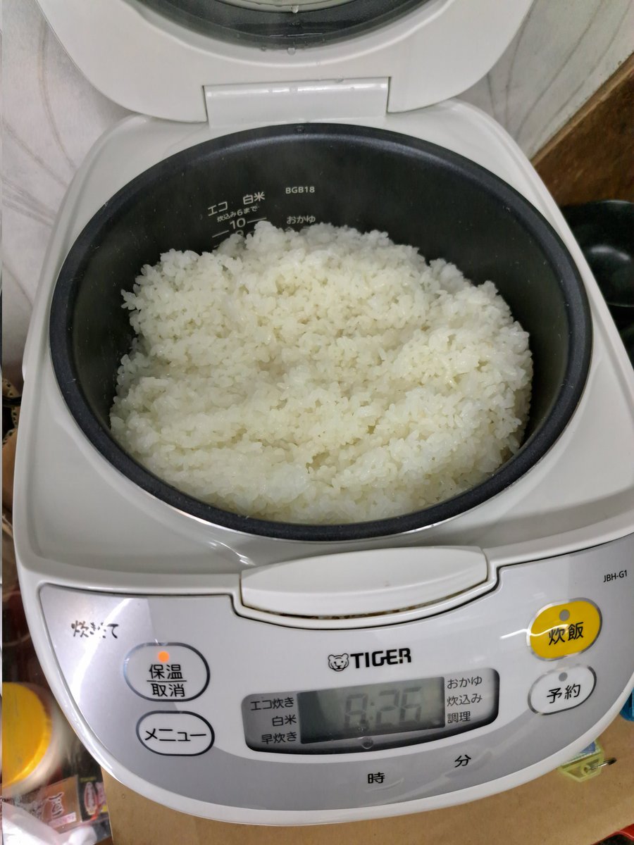 炊けました‼️
令和4年新米ミルキークイーン￥200
朝９時から販売致します。
よろしくお願いいたします‼️