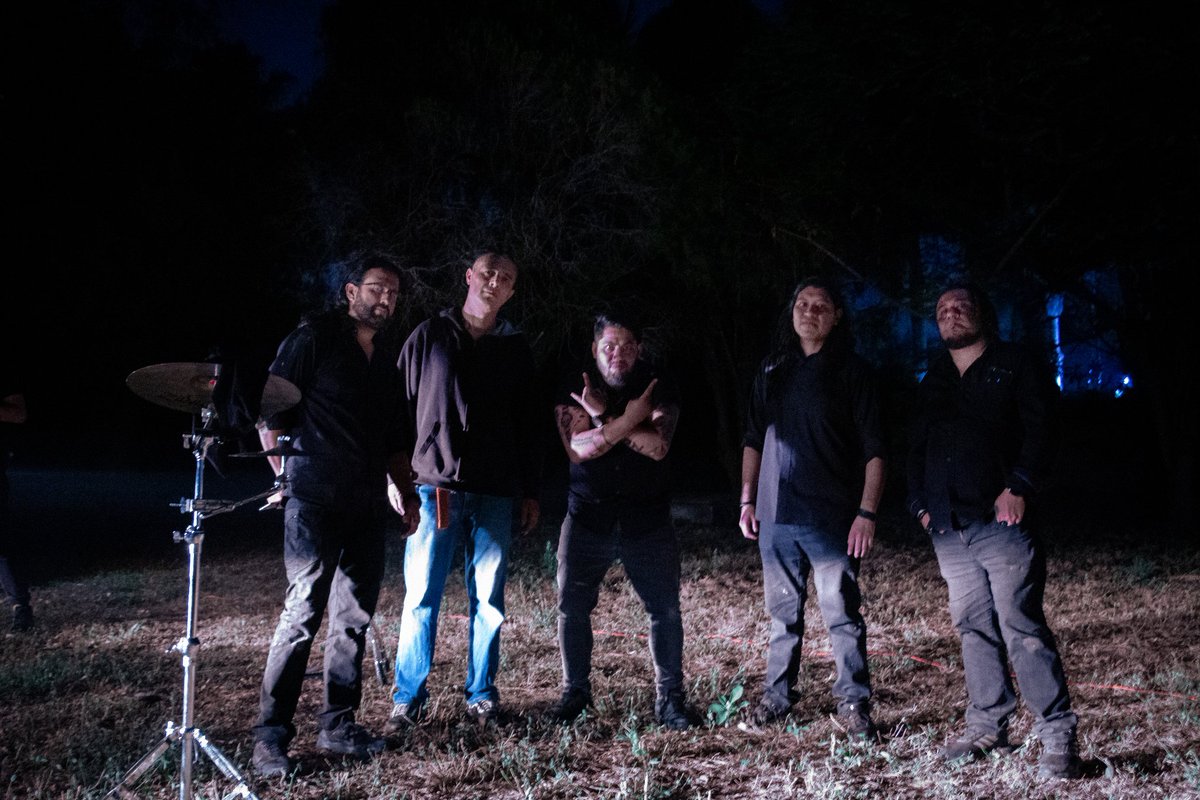 secondofsilence's tweet image. Felicitaciones a nuestro gran amigo John Blásquez por haber ganado el #Ariel2022 a Mejores Efectos Visuales por la película #Aztech 
John quien dirigió nuestro video #Renacer ¡Felicidades amigo!