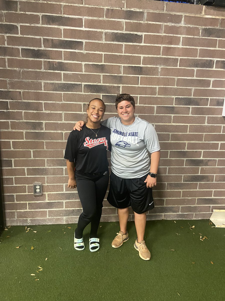 Michaela Fernandez tweet media