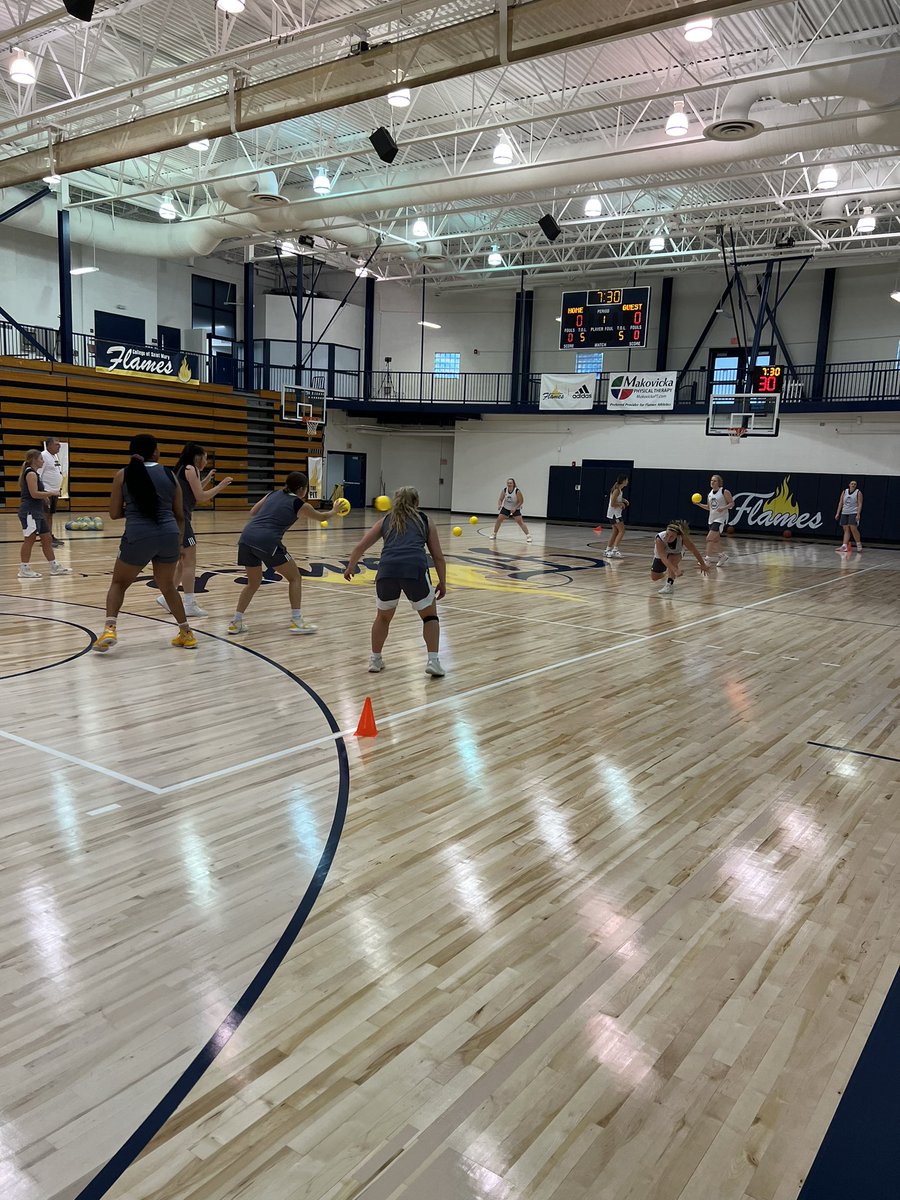 CSM Flames Basketball tweet media