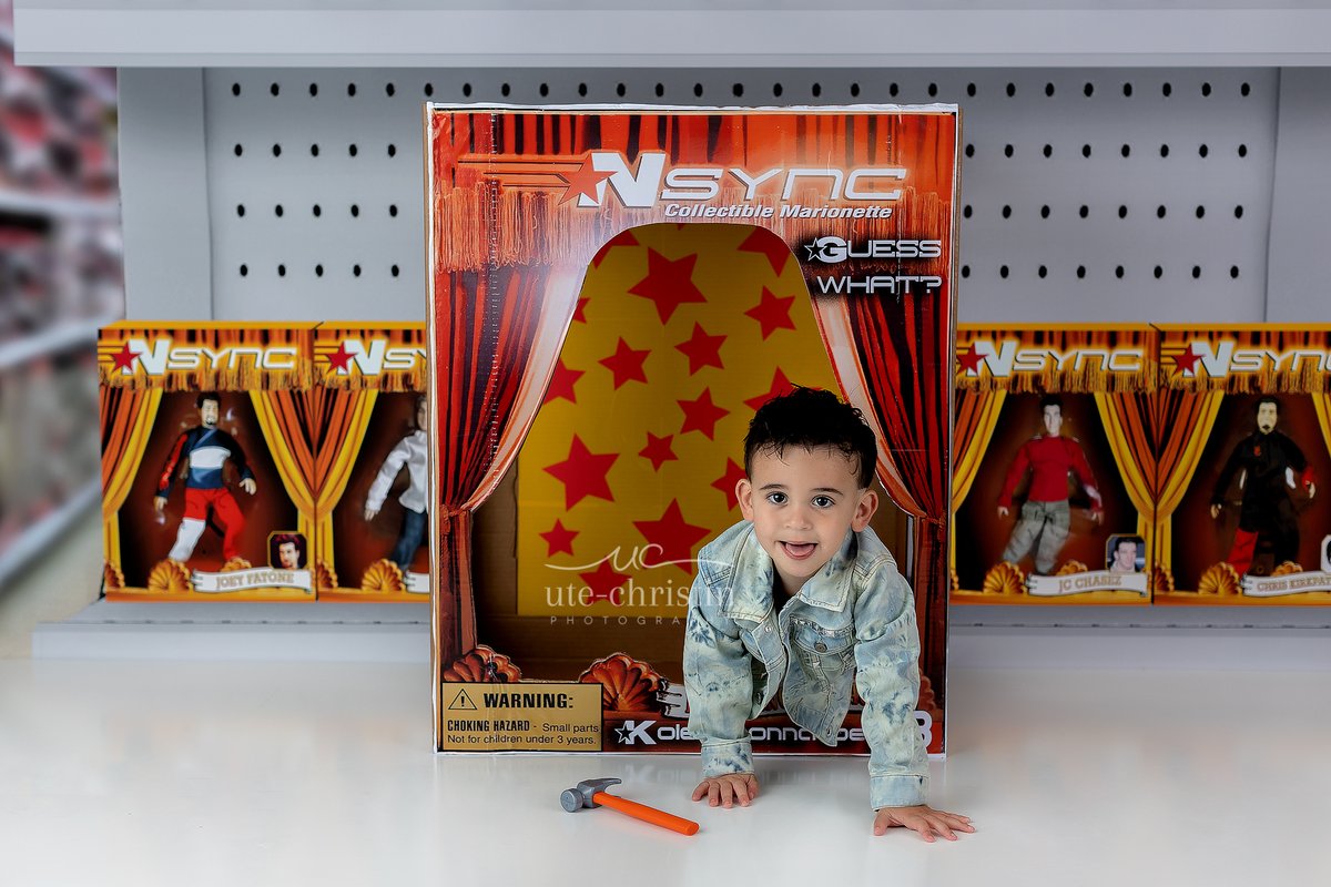 nieschu's tweet photo. Are there any *NSYNC fans out there? This was so much fun!!! Sweet Kole is going to be three soon and mom picked the "*NSYNC - It's Gonna Be Me" theme for his special birthday shot! Can you handle it?

@realjoeyfatone @jtimberlake @IamCKirkpatrick @JCChasez https://t.co/SAWKkXkSO6