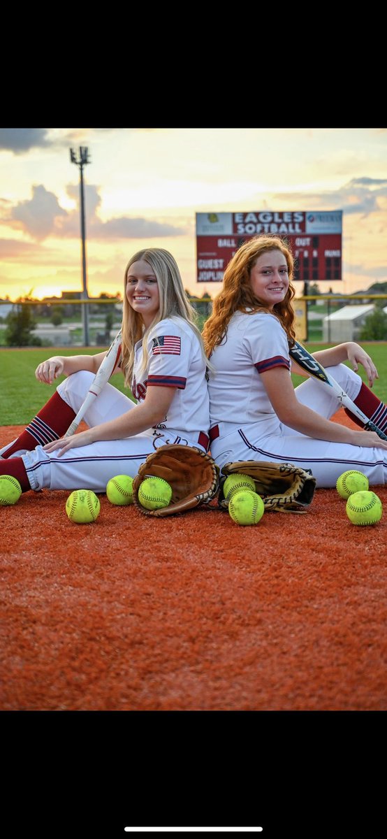 Our season ends with a loss to Ozark. Do Your Job Winner tonight goes to our team. Our coaching staff would like to thank all our players for a wonderful year. We would also like to thank our seniors Izzy Yust and Jill McDaniel for EVERYTHING they have given this program. WE❤️U!