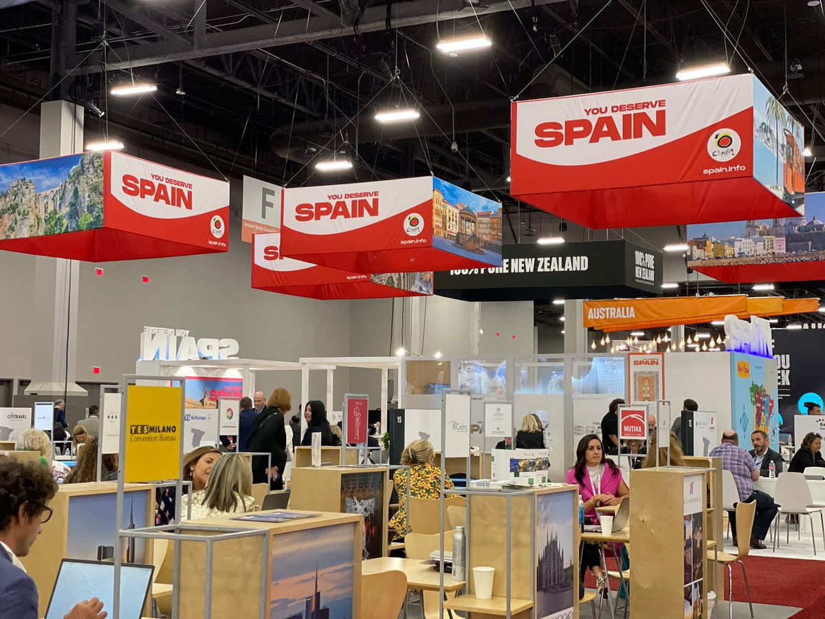 grupoamasb's tweet photo. Seguimos reactivando la industria de los eventos, haciendo networking y reencontrándonos con amigos y socios de negocios en IMEX America Las Vegas 🙌🏻✨.

#GrupoAmasB #SoloLosMejores #IMEX22 #IMEXAmerica #IMEXExperience #LasVegas #eventsindustry #meetingsandevents #Eventsprofs https://t.co/w2CoaTSIiU