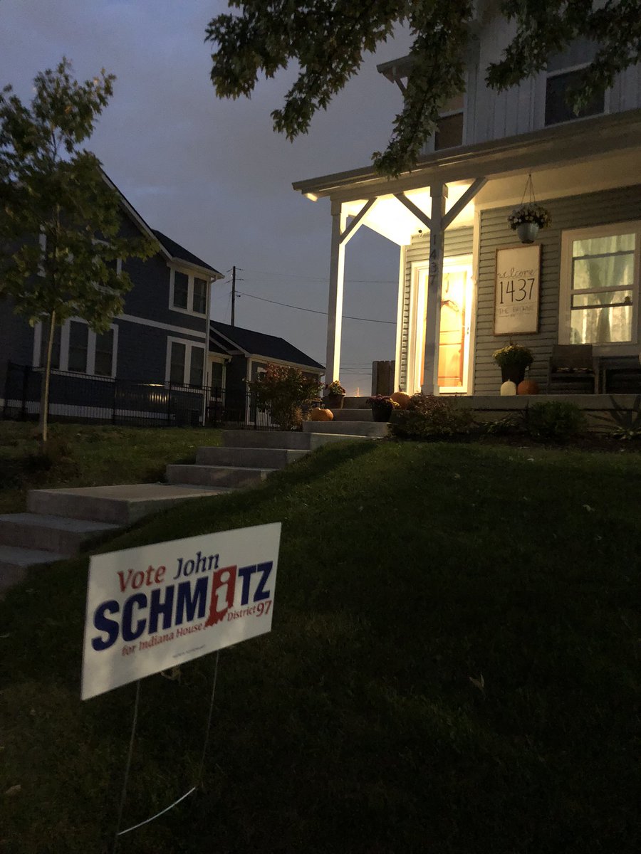 Schmitz4Indiana's tweet photo. Never too late to put out a yard sign. #oldside https://t.co/1tzBBsAoMx