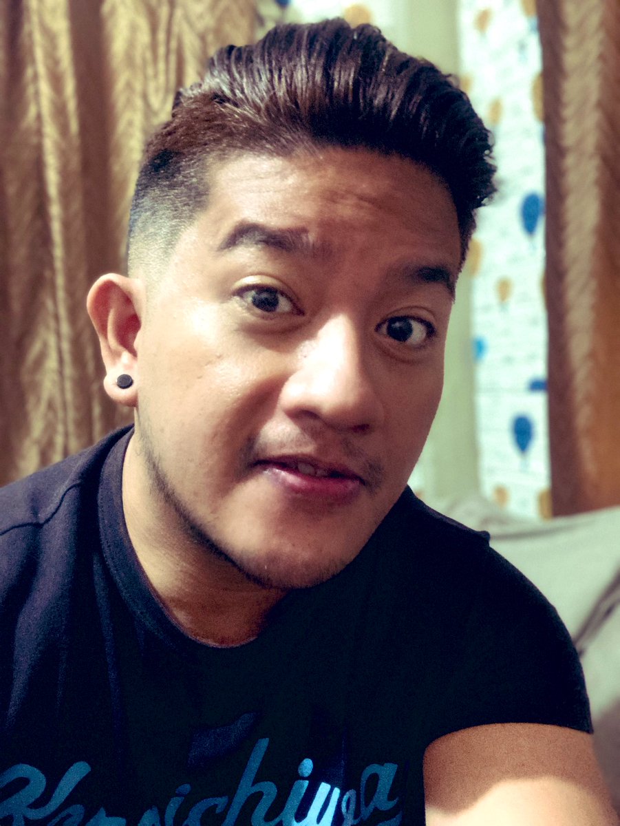 iamchicob's tweet photo. [CHIRPBIRDICON] thank you junex of macho mucho for fixing my messed up hair! #machomucho https://t.co/6epxNXmuui