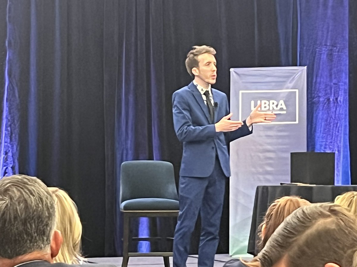 SSantosLIBRA's tweet photo. Morgan Caleb entertaining our attendees tonight at thanksgiving ye LIBRA Fall Meeting. #WeAreLibra https://t.co/QDLxg5imNL