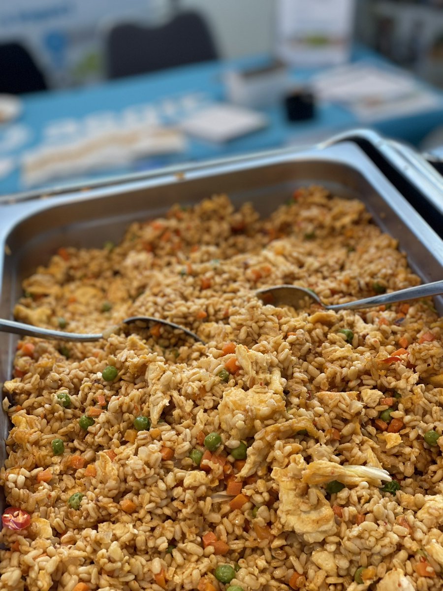 deeboxall's tweet photo. So many oaty innovations being enjoyed at the 11th International Oat Conference in Perth, Western Australia. Oats are a SUPERFOOD - get onboard! #oatrice #oatbeer #oatcup #OAT2022 #ausag @GrainIndustryWA @AEGIC @DPIRDbroadacre @AlannahMac https://t.co/DH8XIh2FuE