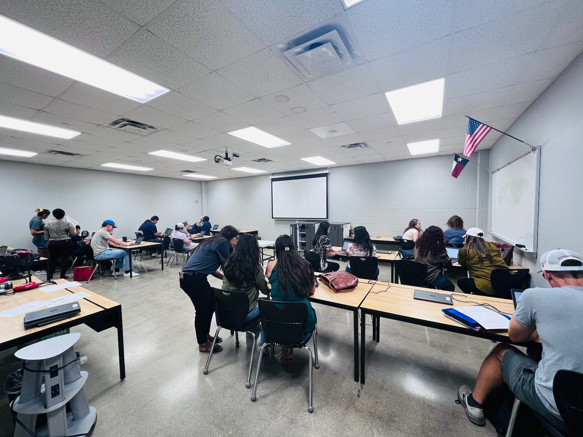 SVHS Counseling (@counselingsvhs) on Twitter photo FAFSA Night at SV!!! Go Rangers!!! <a href="/CounselingSvhs/">SVHS Counseling</a> <a href="/mwahl281/">Michael</a> <a href="/MrsAlvaradoSVHS/">Stephani Alvarado</a> <a href="/MandyEpley/">Mandy Epley</a> FAFSA Night at SV!!! Go Rangers!!! <a href="/CounselingSvhs/">SVHS Counseling</a> <a href="/mwahl281/">Michael</a> <a href="/MrsAlvaradoSVHS/">Stephani Alvarado</a> <a href="/MandyEpley/">Mandy Epley</a>