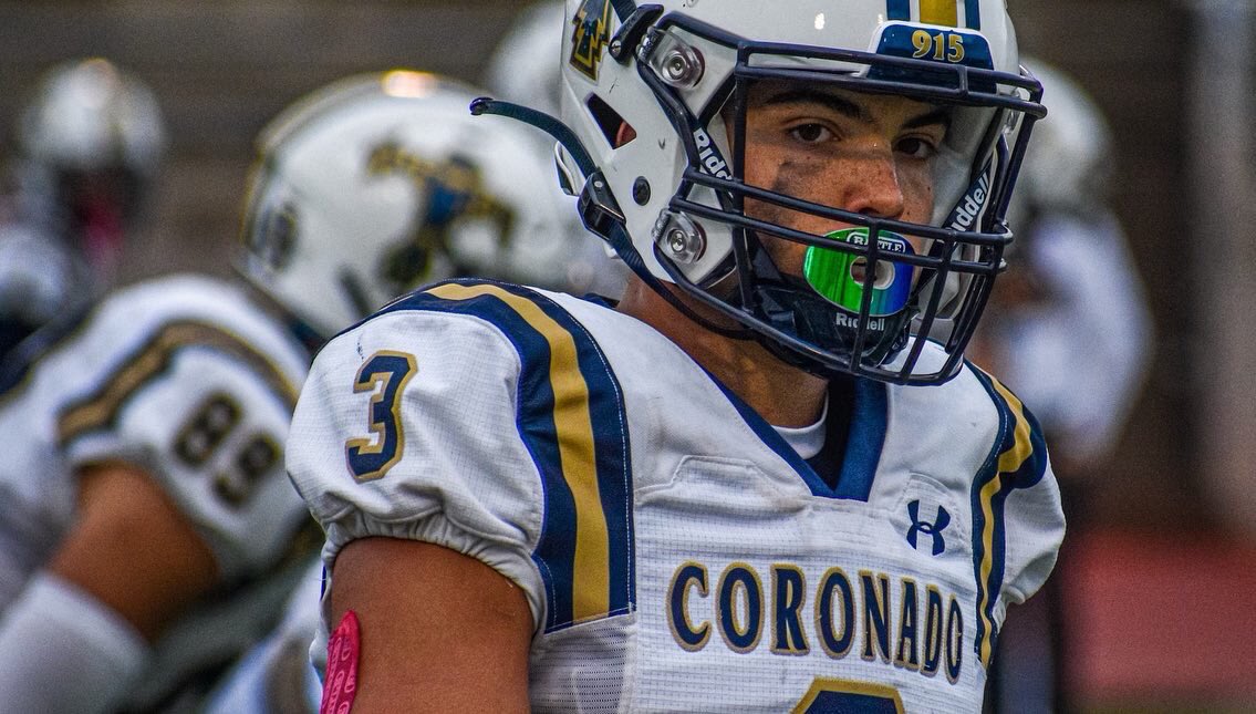 EPSports915's tweet photo. 2022 EP Area Week 7 District 1-6A #TXHSFB 🏈 Visuals on 10.07.22 

Coronado Thunderbirds 
🆚
El Dorado Aztecs

📸 @offspeedpics ⭐️

In Partnership ⬇️
@superphenom06 ⭐️

Full gallery on our FB Page ��🔥👇
https://t.co/Me9hnZ6Lbn

#BorderlandSports #OffSpeedPics https://t.co/xri4diPxlV