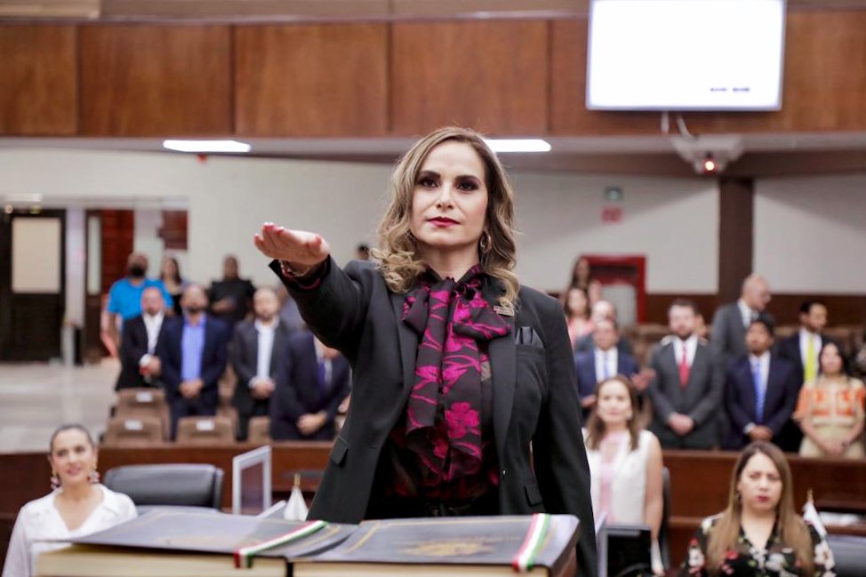 TElectoral_Dgo's tweet photo. #2InformeTEED | En apego a los principios de #Transparencia y #AccesoALaInformación pública, así como a los principios rectores en materia electoral, la Magistrada Presidenta del #TEED, comparece ante el H. @CongresoDurango. https://t.co/hFOfJ2D3bm