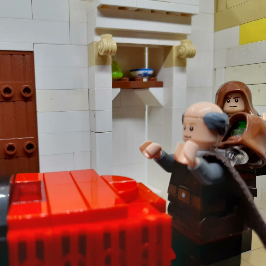 mog21's tweet photo. #painter Piero della #Francesca died #OTD 12 October 1492 here's #Saint Anthony Resurrects a #baby from #Perugia #Altarpiece reinterpreted in @LEGO_Group after original @GalleriaNazUmbr #predella #pierodellafrancesca #stanthony #stfrancis #miracle #RENAISSANCE #LEGO #arthistory https://t.co/2qWggIK0SN