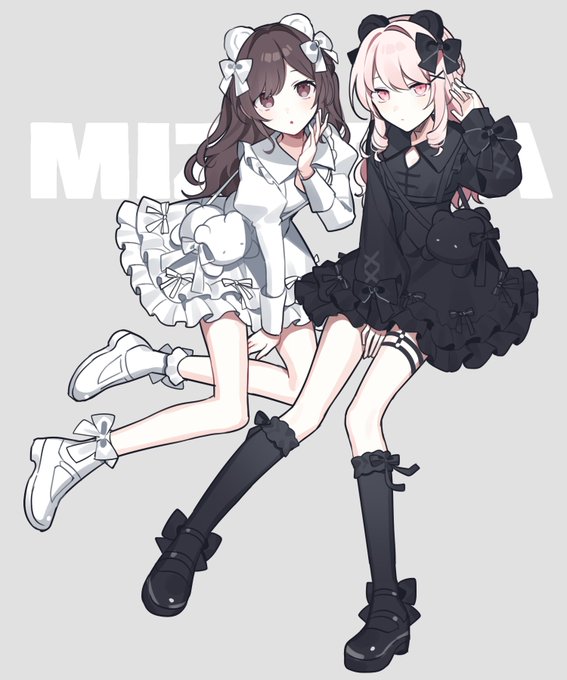 「black footwear matching outfit」 illustration images(Latest)