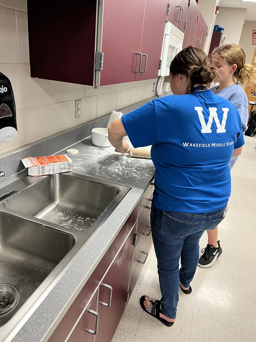 Christie Levey tweet media