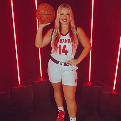KatieBethHall1's tweet photo. #NewProfilePic https://t.co/mIov2jrTLG