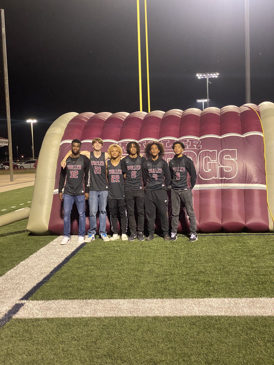 wallerhshoops's tweet photo. Boy’s Basketball Repping at the Community Pep rally! The countdown begins!!! #WallerHoops https://t.co/ecCcE9vw7K
