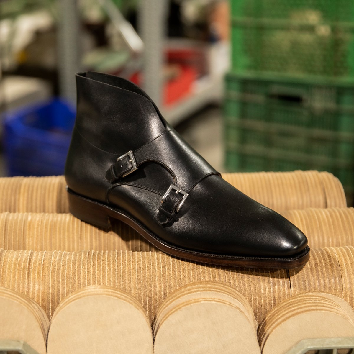 carminashoemake's tweet photo. Custom weekend 22
Custom fee waived till October 17th 
#mestyle #shellcordovan #dressshoes #customshoes https://t.co/KDQSPWYreB https://t.co/qgVzzQm678