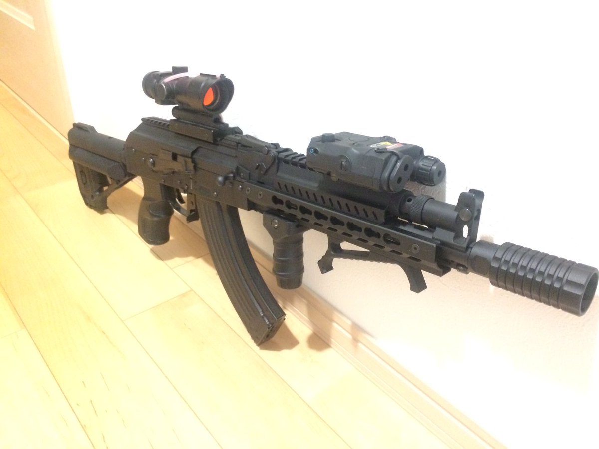 stiwagon555ver2's tweet photo. #ネイチャーバトルフィールドBB で行われた #マネーコロシアム ( #ジャハナン さんゲスト)の時は、#クライタック の #tr47 だったけど、今度の #オキサバ さんイベントには、G&Gの #RK74 を持って行くつもりです。
@hamadacity_bb https://t.co/vOXCMzoUil