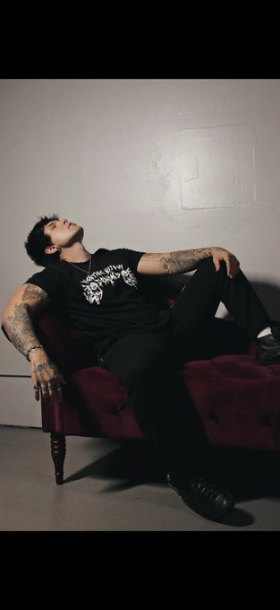 Room for two https://t.co/BnX6c047Q7