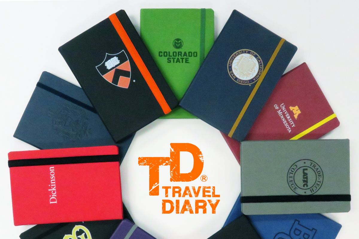 Feast your 👀 on this 👉 Journals, completely customized to represent your favorite school. They're so 🔥🔥, all the other journals get jealous. 😝

Buy yours today at your favorite #collegebookstore. 

If you're a store #buyer, call your rep to create your masterpiece! 🎨‍📗🎨