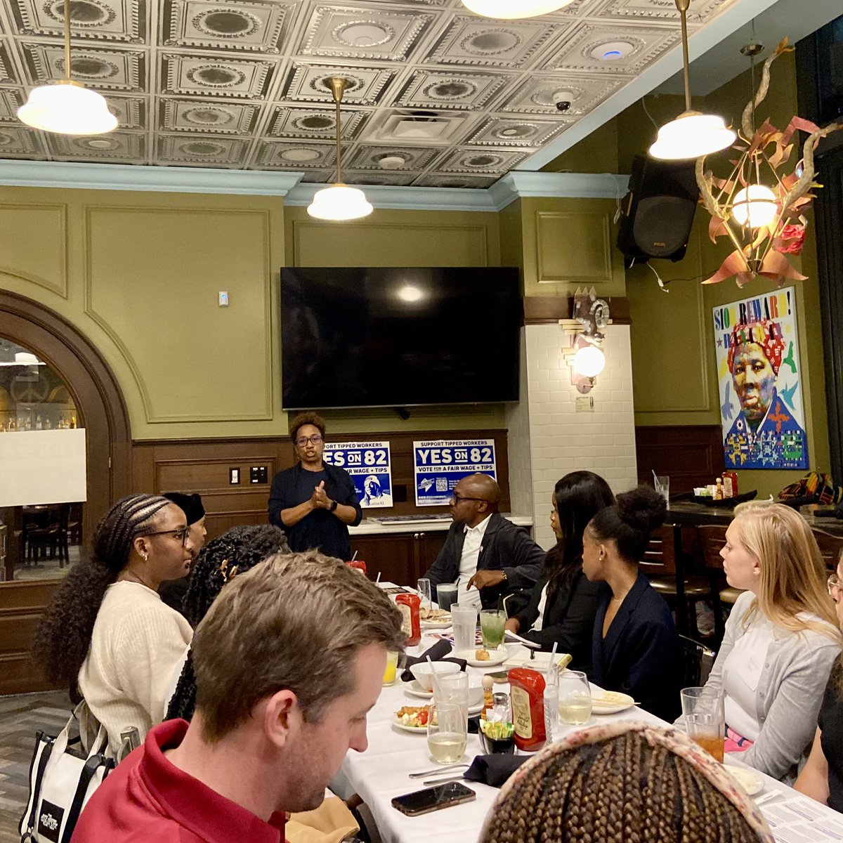 It’s looong past time to pay our tipped workers the #OneFairWage they deserve. 

Remember to turn your mail-in ballot over to vote yes on I-82 this fall! 

#BuildABetterRestaurantIndustry