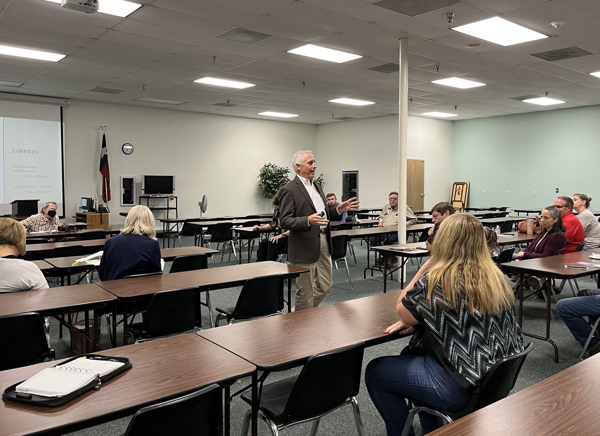 I enjoyed the lively discussions about issues important to people in Red River and Lamar Counties. Tomorrow we will be in Linden and look forward to seeing constituents from Cass/Morris counties at the Cass County Courthouse in Linden and then at Texarkana College in Texarkana.