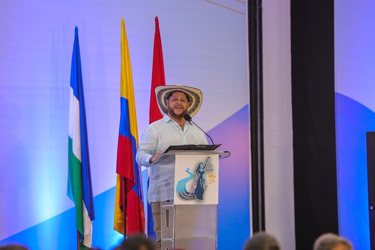 Orlando Benítez tweet media