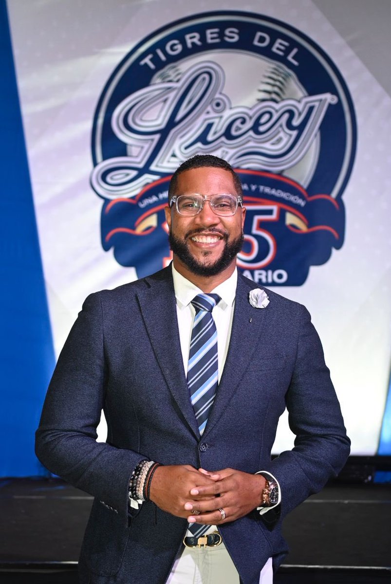 Presentamos oficialmente a <a href="/cesarmarchena01/">Cesar Marchena</a> como uno de los narradores que estará siendo parte de nuestra cadena azul en la temporada 2022-2023. 

¡Bienvenido al equipo del país!
#LiceyFamily 💙